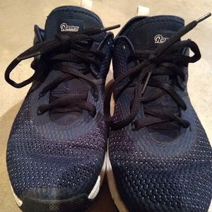 Nike LA Rams trainers